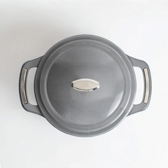 USA Enamel™ Cast Iron Dutch Oven
